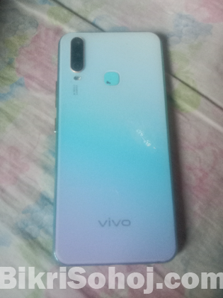 Vivo y17